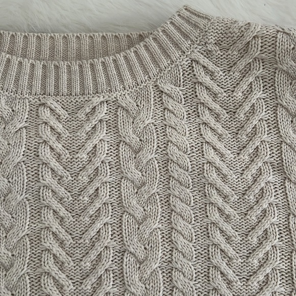 Evereve Alexis Strong Shoulder Cable Pullover- Cream - Size Large - Picture 4 of 8